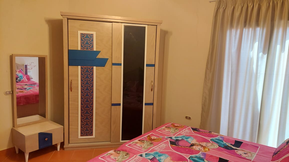 شاليه للبيع فوري غرفتين عالبحر والبسين 